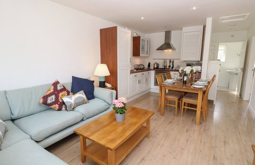 Yarmouth Cottage | 8 Munday Cottages