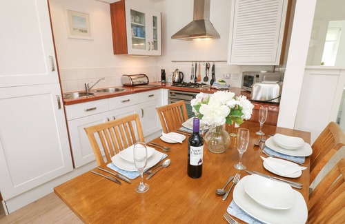 Yarmouth Cottage | 8 Munday Cottages
