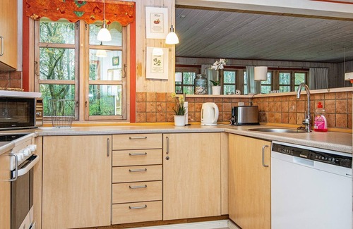 Jegum House | 8 person holiday home in Oksbøl