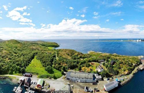 Oksvoll House | 8 person holiday home in Oksvoll