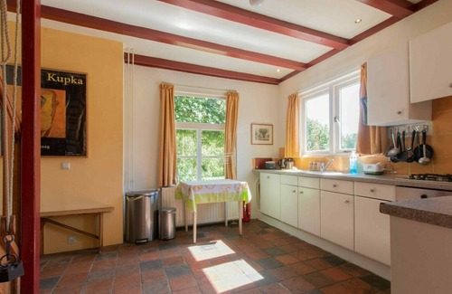 Oudelande House | 8 Persoons Landelijk gelegen familieboerderij in Oudelande