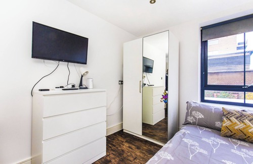 Harringay Apartment | 8 Tube Fast Wifi 8 Parking