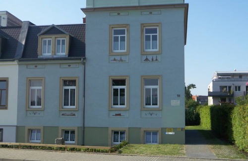 Mickten Apartment | 82 m² Apartment ∙ 2 bedrooms ∙ 5 guests