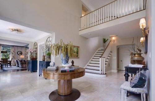 Needham House | 836 m² House ∙ 5 bedrooms ∙ 11 guests