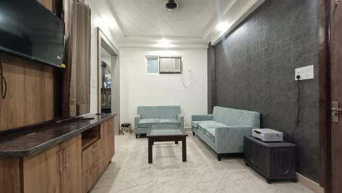 Haridwar Apartment | 85 The Ganges 2 BHK Apartment for Homestay
