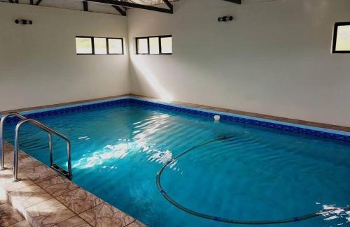 Clarens Apartment | 8sIndoor indoor pool4 bedroom villaGreat view and backup power