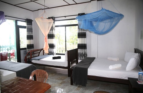 Ella House | 9 Arch View Rest Inn