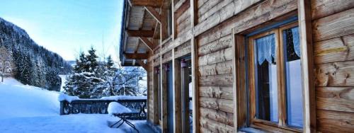 Les Prodains Ski Chalet | 9-Bed Chalet with Easy Access to Avoriaz 1800