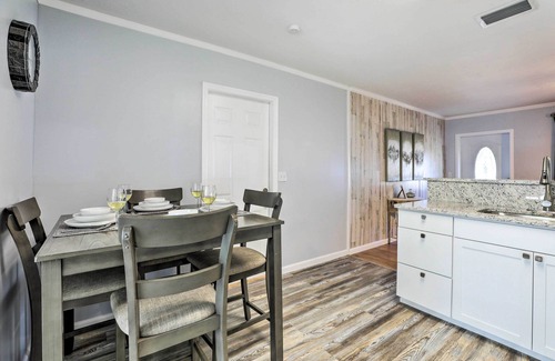 Bayshore Gardens House | 9 Mi to Beaches: Home w/Pool & Patio in Bradenton