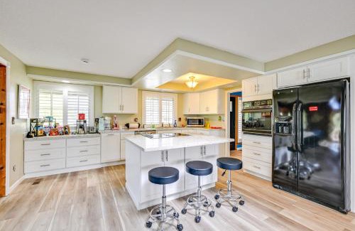 Fort Lewis House | 9 Mi to Spanaway Park Home with Indoor Hot Tub