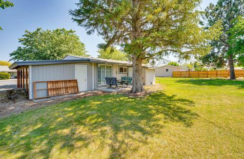George House | 9 Mi to The Gorge Updated Retreat with Yard!