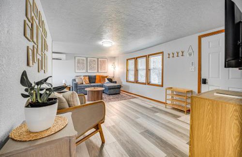 George House | 9 Mi to The Gorge Updated Retreat with Yard!