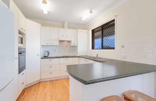 Battery Hill House | 9 Rowell Street Battery Hill QLD