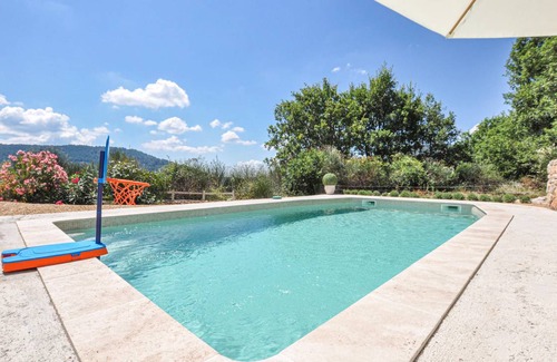 Bargemon House | 90 m² House ∙ 3 bedrooms ∙ 6 guests