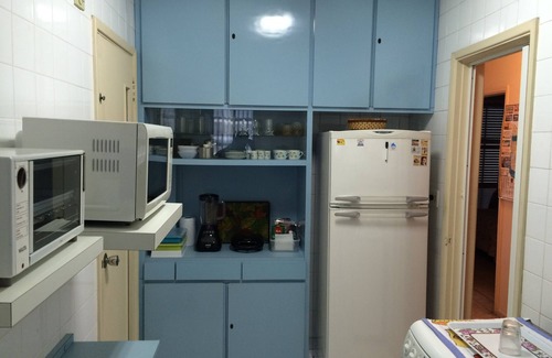 Santos Apartment | 90m2 apartment, beautiful sea view, on Gonzaga beach, with garage.