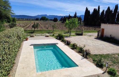 Violes House | 926 Chemin de Saint-Antoine