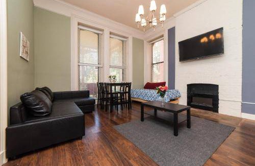 Allegheny-West Apartment | 93 m² Apartment ∙ 2 bedrooms ∙ 6 guests