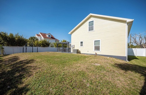 Marineland Acres Cottage | 9863sailmoodpcnh - Sailing Mood