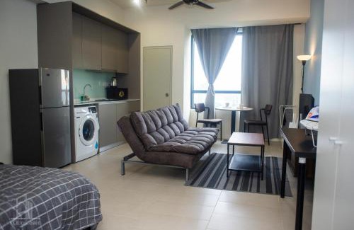 Cyberjaya Apartment | 9am-5pm, SAME DAY CHECK IN AND CHECK OUT, Work from Home, Comfy & Quiet Tamarind Suites-Cyberjaya by Flexihome-MY,