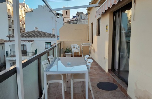 Benidorm Centro Apartment | A 20m de la playa de levante en el centro de Benidorm, zona de los vascos