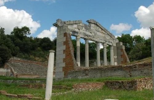 Fier Villa | A 3-floor building with 4 bedroom near beach