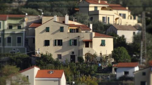 Calice Ligure Apartment | A ca' du Risso - Mansarda con terrazza - Sea & outdoor for families, bikers and climbers