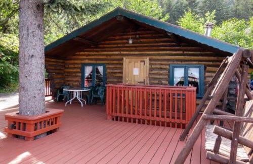 Seward Apartment | A Cabin on the Cliff