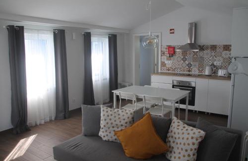 Angra do Heroismo Apartment | A Casinha