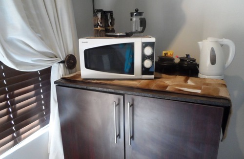 Bloemfontein House | A Cherry Lane Self Catering and B&B