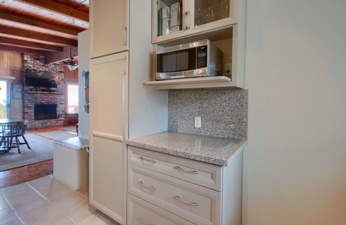 Happy Hill House | A Cool House, A Cool View