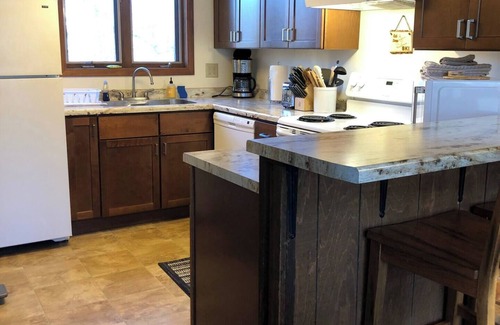 Bessemer House | A Cozy Retreat Near Big Powderhorn Mountain