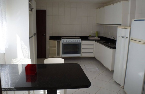 Guarajuba House | A form of fun and rest on the green line - Guarajuba -Bahia