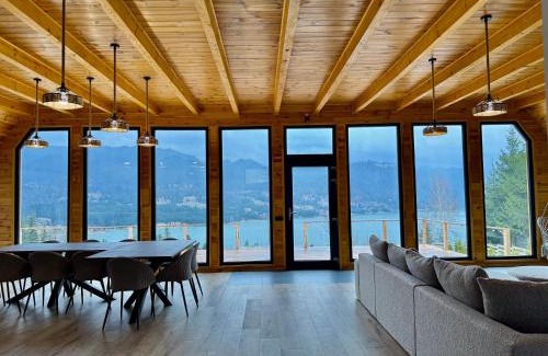 Bistrita Bargaului Cabin | A-Frame Belvedere Colibița