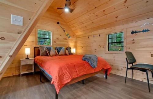 Oxford House | A-Frame Retreat with Inviting Hot Tub