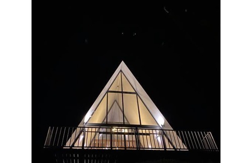 Katira Ski Chalet | A-Frame, Rio Celeste in premises and close to park