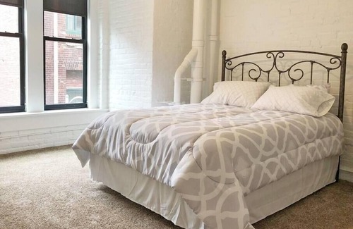 Old Market Apartment | A historic 1,200 square foot loft in the heart of the Old Market
