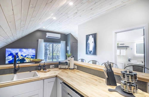 Walton Apartment | A homey haven, perfectly located between the Ark and the Creation Museum.
