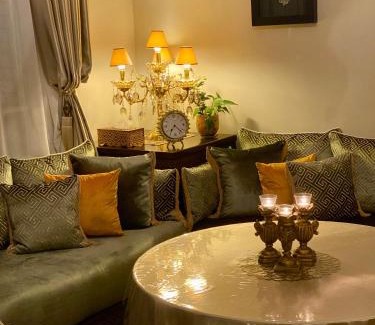 La Madeleine Bed & Breakfast | A La Fleur d Oranger - Lille La Madeleine