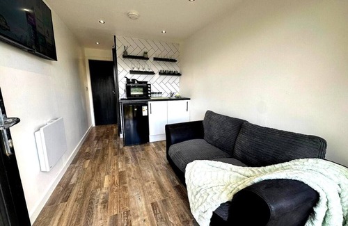 Coleraine House | A lorry conversion in to a beautiful countryside home with hot tub