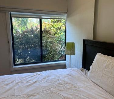 Oakleigh House | A luxury home in Oakleigh