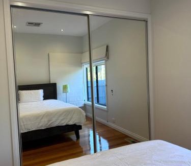 Oakleigh House | A luxury home in Oakleigh