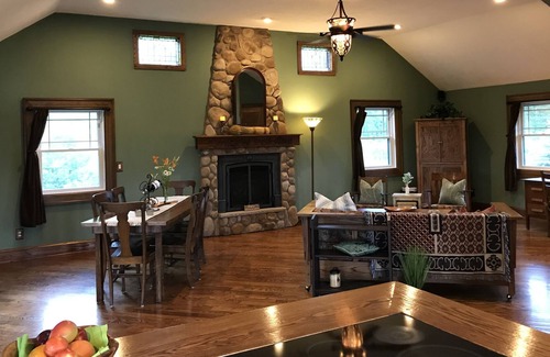 East Homer House | A magical Carriage house in rolling mountains, Near Finger Lakes