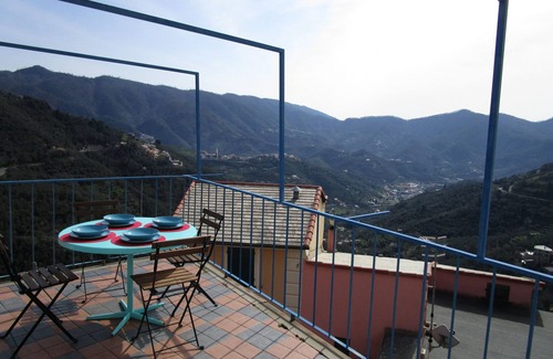 Lavaggiorosso House | A nest close to Cinque Terre, wonderful terrace with stunning view