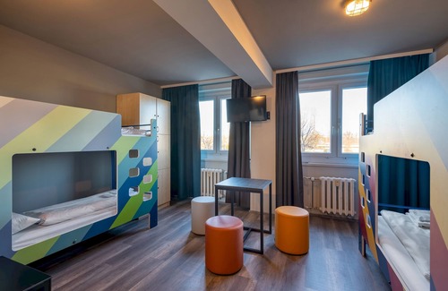 St. Vinzenz Hotel | a&o München Hackerbrücke