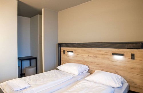 St. Vinzenz Hotel | a&o München Hackerbrücke