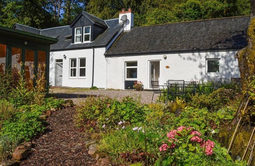 Brodick Cottage | A perfect cottage to relax in after a day exploring the island.