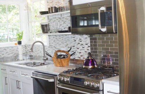 Jefferson Park House | A PLACE TO GO - Whole House - Airport Close