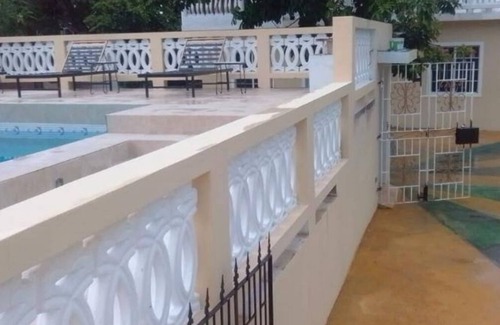 West End Apartment | A Rooftop View, Comfort & Event-Ready Spaces - #01