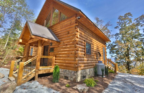 Almond Cabin | A Slipper Slope mountain cabin