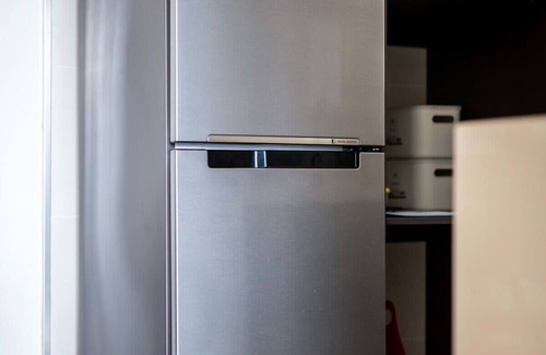 Johor Bahru Apartment | A Stylish 2BR Suite, Water Views, Free Parking